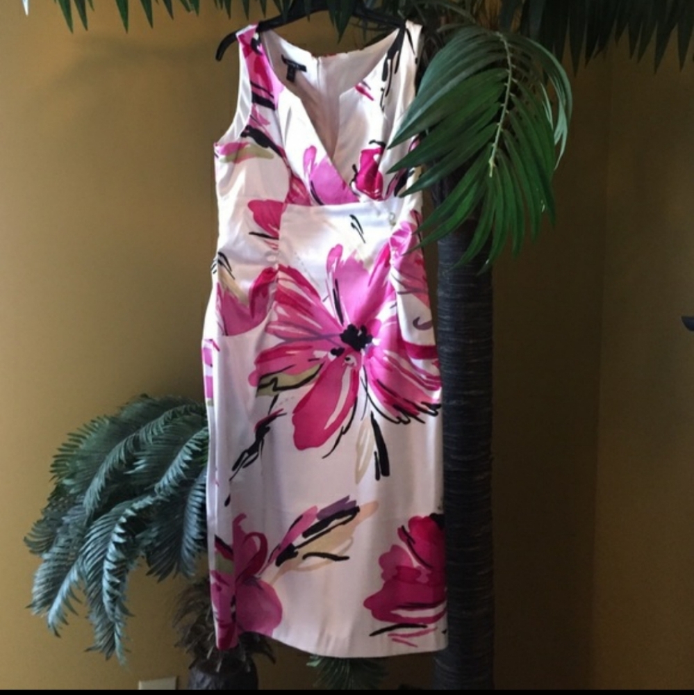 Suite 7 dress